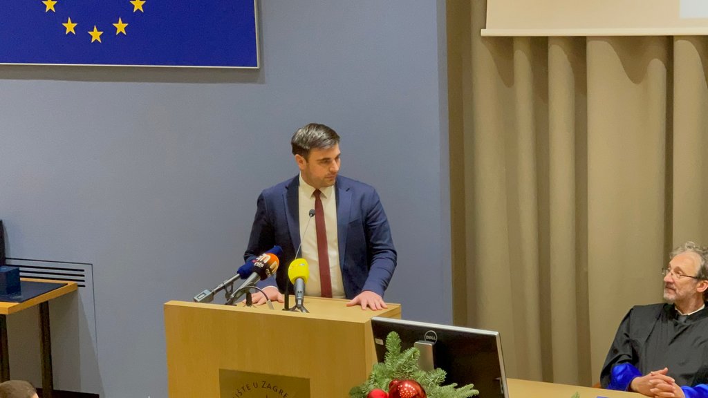 ZDRAVSTVENI DJELATNICI SISAČKO-MOSLAVAČKE ŽUPANIJE OVOGODIŠNJI DOBITNICI NAGRADE „MEDICINA“ 19.12.2022.