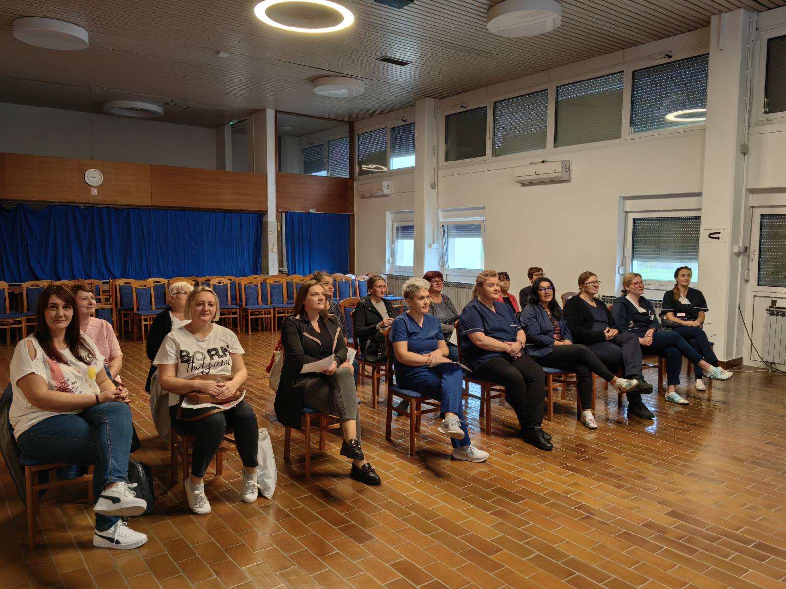 STRUČNA RADIONICA „UNAPREĐENJE ZDRAVSTVENE NJEGE STARIJIH, NEMOĆNIH I PALIJATIVNIH BOLESNIKA“ 27.10.2023.