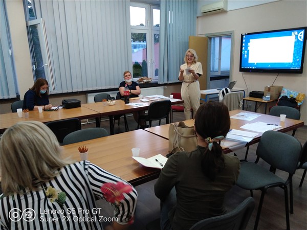 Edukacija organizirana u Sisku dana 28.09. u O.Š."22 lipnja" na poziv županijske sekcije psihologa
