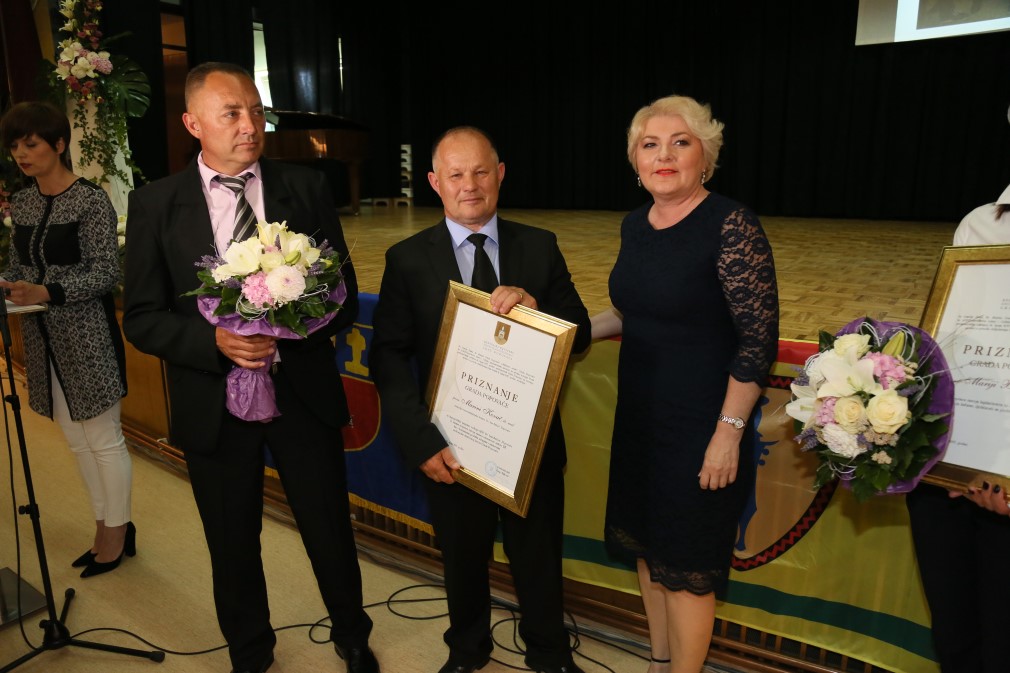Ravnateljici Neuropsihijatrijske bolnice dr. Ivan Barbot Popovača dodijeljeno priznanje Grada Popovače